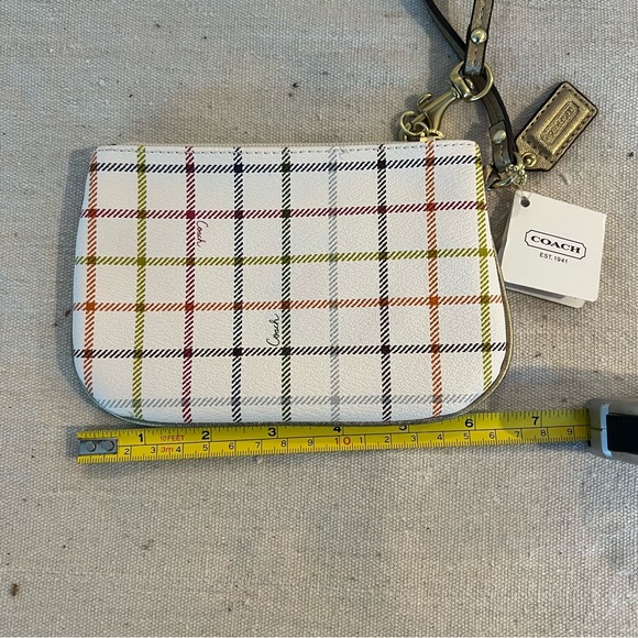 COACH Peyton Tattersall Multicolor Wristlet Style F48588 - Picture 7 of 8